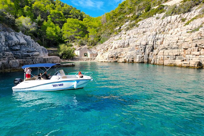 Golden Horn Beach & North Shore of Hvar Island Private Boat Tour - Mala Stiniva, cliffs and clear water