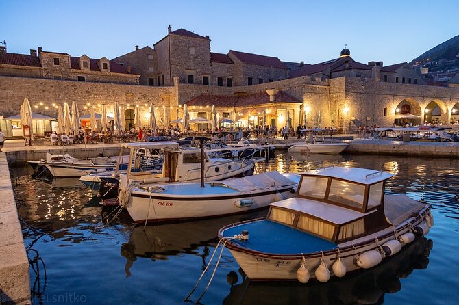 Golden hour SUNSET CRUISE from Dubrovnik Old Town - Old Town walls: the first 30 minutes