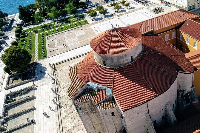 Group History Walking Tour in Zadar Old Town - Why this one-hour walk works in Zadar