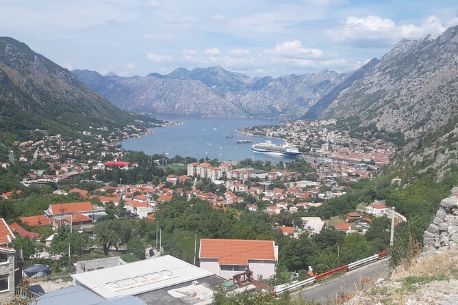 Group Montenegro Day Tour from Dubrovnik - Kotor: two hours in Montenegro’s historic center