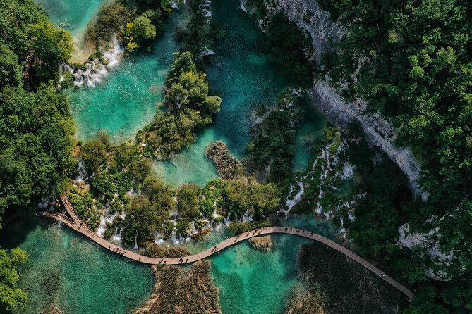 Guided Day Tour from Zadar to Plitvice Lakes - How independent exploration affects your day