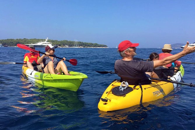 Guided kayaking tour to Pakleni islands - Mlini Beach and the first real break