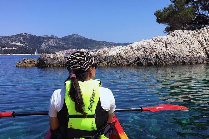 Guided kayaking tour to Pakleni islands - Snorkeling in clear Croatian water