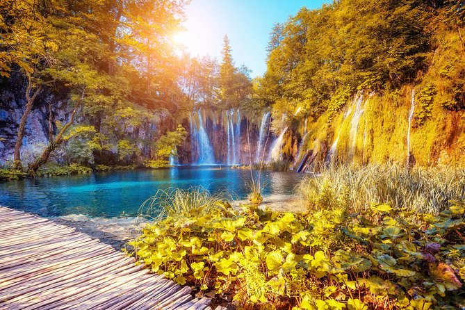 Guided transfer from Zagreb to Split with Plitvice Lakes stop - Why this Zagreb to Split route is so useful