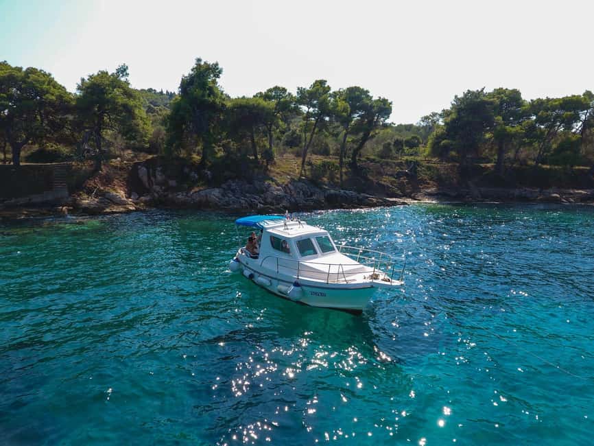 half day group speedboat tour of the islands around Zadar - Leaving Zadar by speedboat