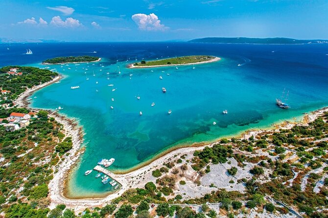 Half Day Tour: Blue Lagoon, UNESCO Town of Trogir, island Ciovo - Trogir: the stop worth slowing down for