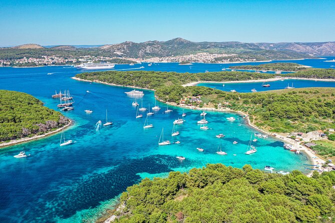 HVAR & 4 Islands PRIVATE BOAT TOUR - Blue Lagoon and Krknjasi Bay: your first real swim