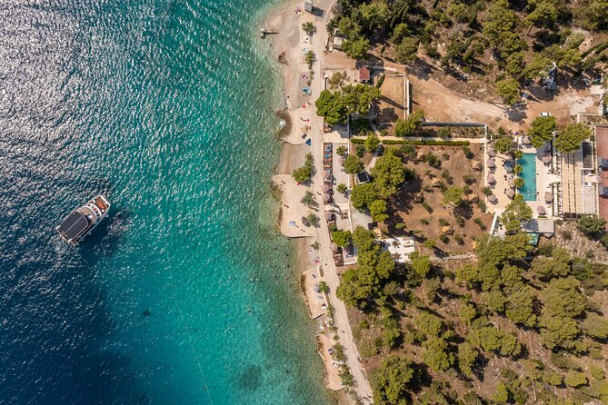 Hvar, Brač & Pakleni islands cruise with lunch & drinks from Split & Trogir - The boat, the crew, and the group size