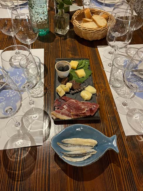 Hvar: Hvar Wine Tasting Experience - The cellar atmosphere and buying bottles