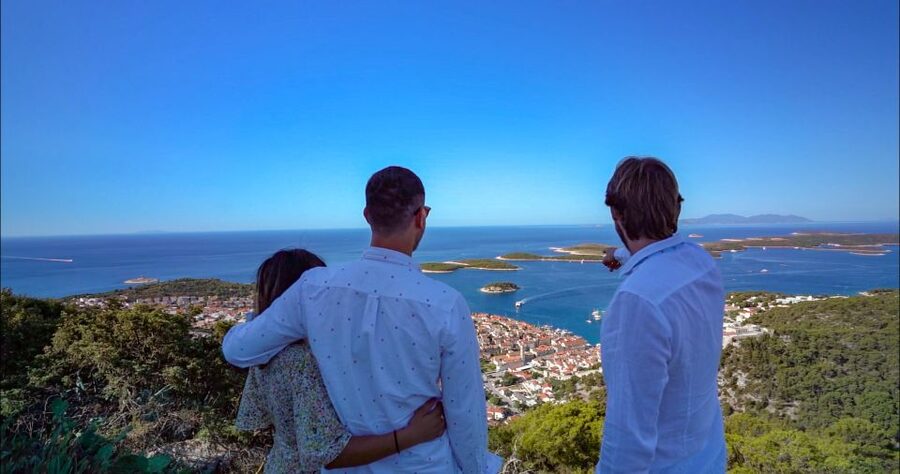 Hvar: Island tour with Wine and Olive Oil Tasting - Guides, Vehicles, and Group Size