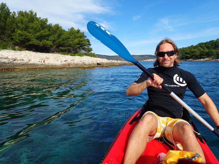 Hvar: Pakleni Islands Self-Guided Kayaking Tour - Crossing from Hvar to the Pakleni Islands