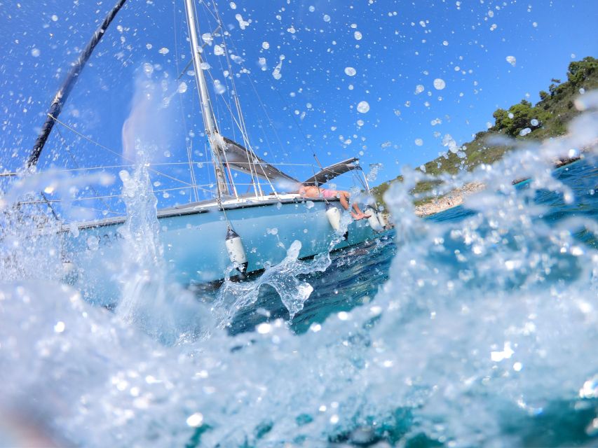 Hvar: Private Sailing Boat Trip with Swimming and Snorkeling - Comfort aboard the restored boat