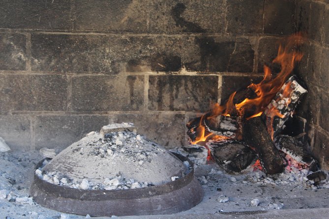 Hvar Small Group Wine Tour and Authentic Dalmatian Dinner - Two wineries give the day its structure