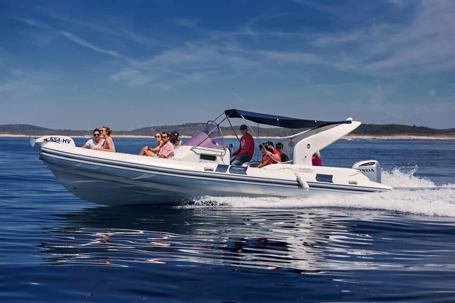 Hvar: Sunset and Pakleni Islands with a Speed Boat - Thirty minutes at Mlini and Ždrilca lagoon