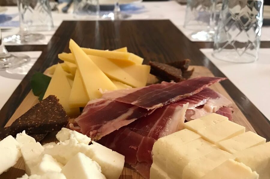 Hvar: Wine Lovers Tour to 3 Wineries with Local Tastings - Sveta Nedjelja and Croatia’s Grand Cru