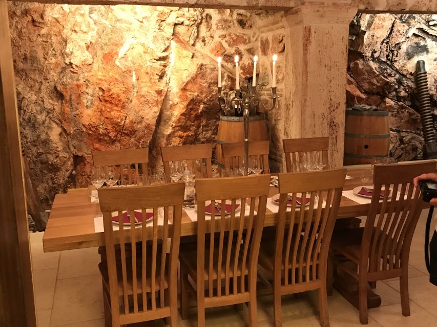 Hvar: Wine Lovers Tour to 3 Wineries with Local Tastings - Carić wines in Vrboska