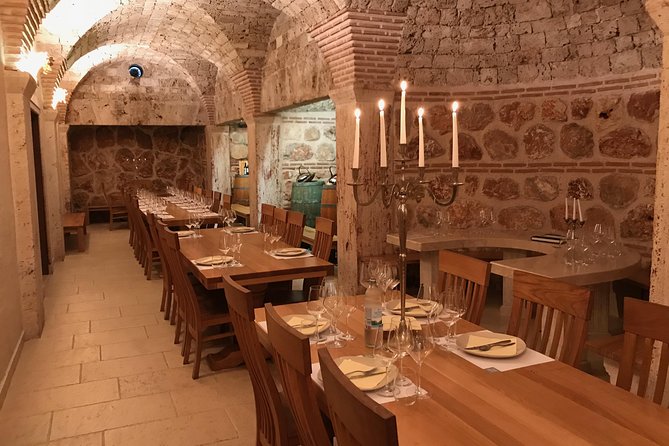 Hvar Wine tasting small group experience - The sights you will not see on foot in Hvar Town