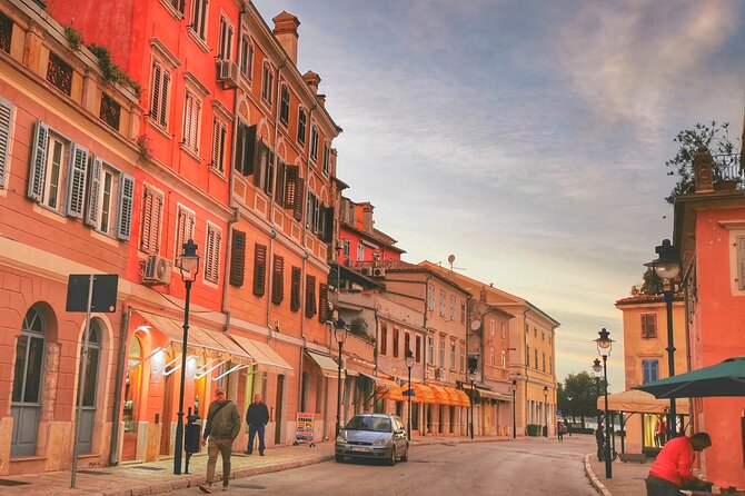 Istria 'original Tuscany' Rovinj, Pula, Hum - Tour from Zagreb - The early Zagreb pickup and three-hour ride
