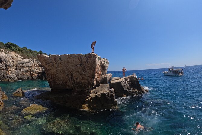 Kamenjak Nature Park: Kayak Tour with Snorkeling & Cave Exploring - Paddling along the bays of south Istria