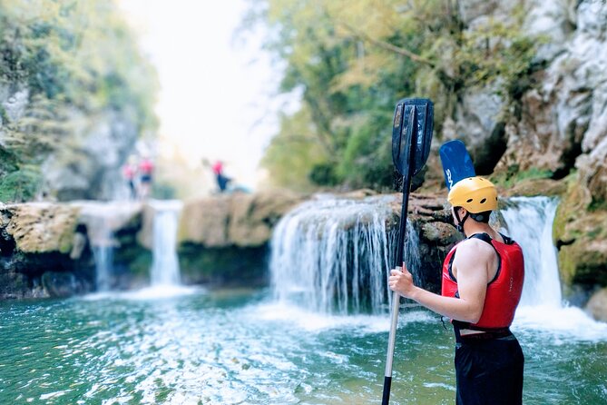 Kayaking Adventure on Mreznica River close to Plitvice Lakes - Paddling through the gorge