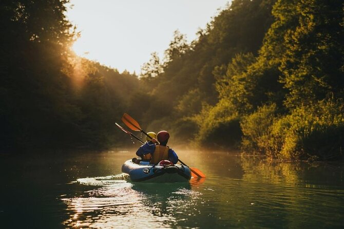 Kayaking Mreznica Waterfalls close to Plitvice Lakes - What makes the Mreznica River different