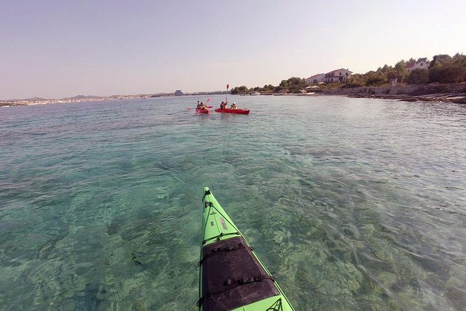 Kayaking to the island Prvić - Timing, weather, and the sunset option