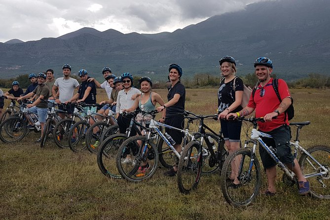 Konavle Biking and Culture Discovery Tour from Dubrovnik - Snacks, wine, and the return to Cadmos Village