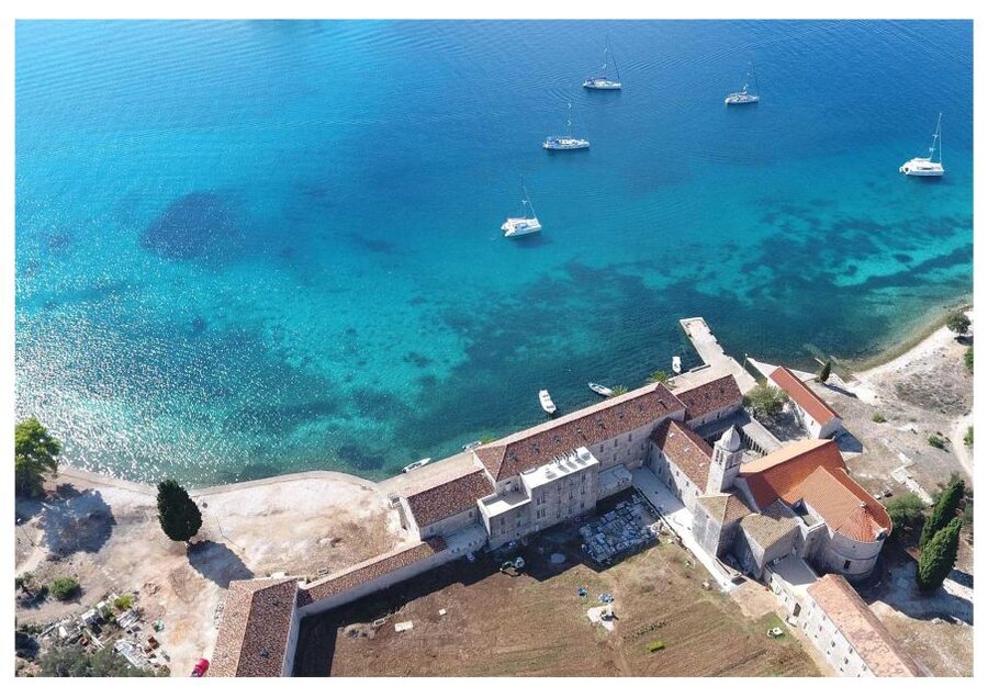 Korčula 3 ISLAND CATAMARAN TOUR Badija - Vrnik - Stupe - Badija: a lagoon, monastery, and easy first swim