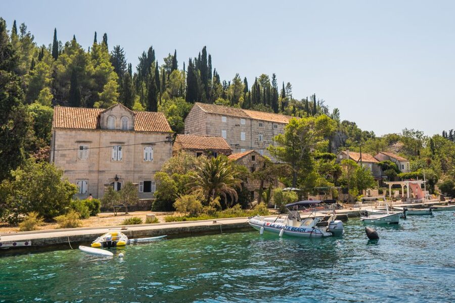 Korčula 3 ISLAND CATAMARAN TOUR Badija - Vrnik - Stupe - The catamaran ride between stops
