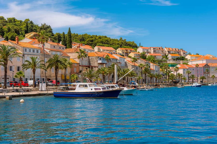 Korčula: Sail Away - tour with traditional craftmanship boat - Meeting the boat in Porto Uš