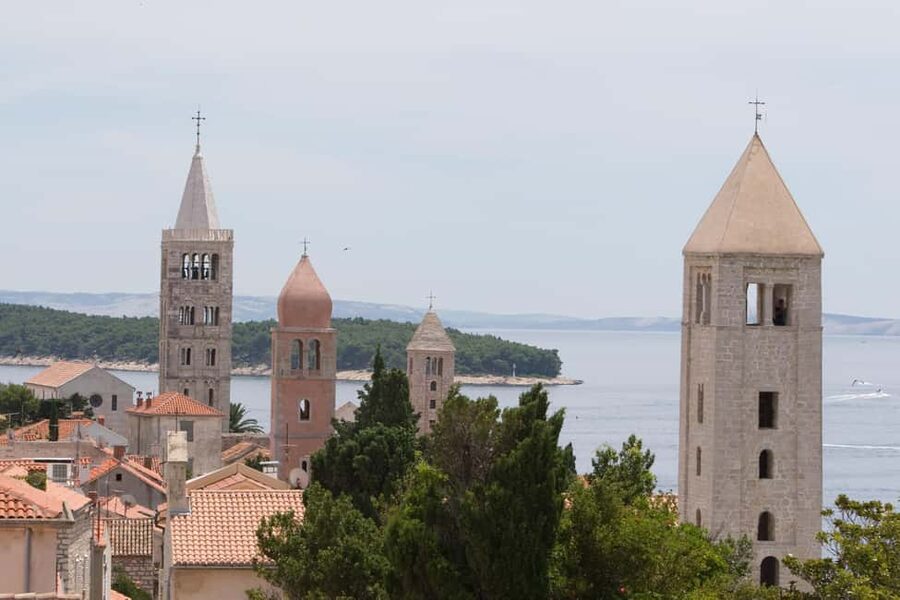 Krk:Rab & Pag Boat Trip with Swimming & City Tour with lunch - Free time on Pag