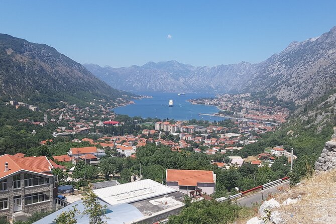 Laizy Wednesdays Tour to Montenegro - What the guiding style is really like