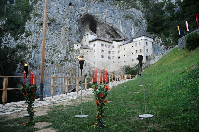 Ljubljana, Postojna Cave and Predjama Castle Day Tour from Zagreb - Ninety minutes to eat and explore