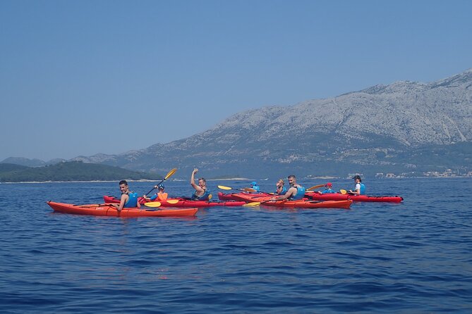Lumbarda-Sunset Kayaking Experience with picnic: Wine and Sweets - Timing, pickup, and the one scheduling concern