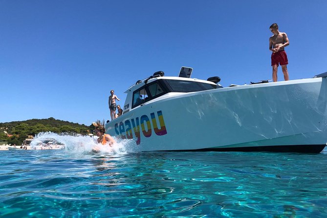 Luxury Blue Cave, Hvar and Vis Boat Tour from Split and Brac - Budikovac Island is the best time to get wet