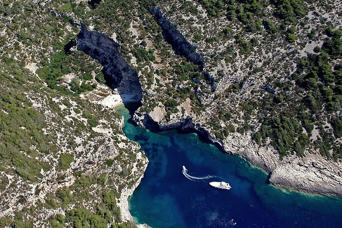 Luxury Boat - Blue Cave From Split Island-Hopping Full-Day Cruise, Hvar, Vis - Milna on Hvar: lunch with a view, at your own cost