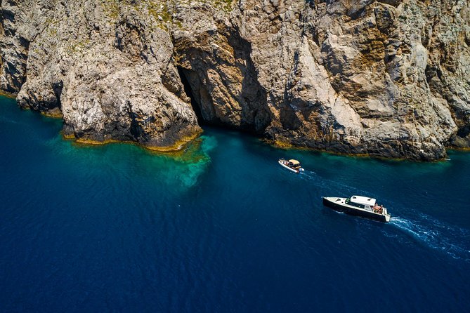Luxury Boat - Blue Cave From Split Island-Hopping Full-Day Cruise, Hvar, Vis - What the boat ride is really like