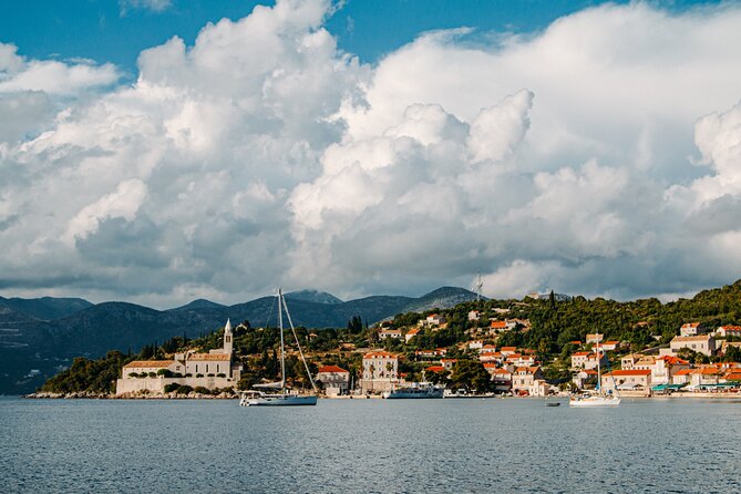 Luxury Elaphite Islands half day Cruise with lunch Apreamare - Lopud: the best choice for beach time