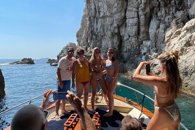 Luxury Elaphite Islands half day Cruise with lunch Apreamare - Starting at Gruž Port at 9 a.m.