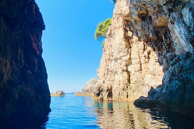 Luxury Private Boat Tour to Elaphiti Islands - Captain Robert makes the difference