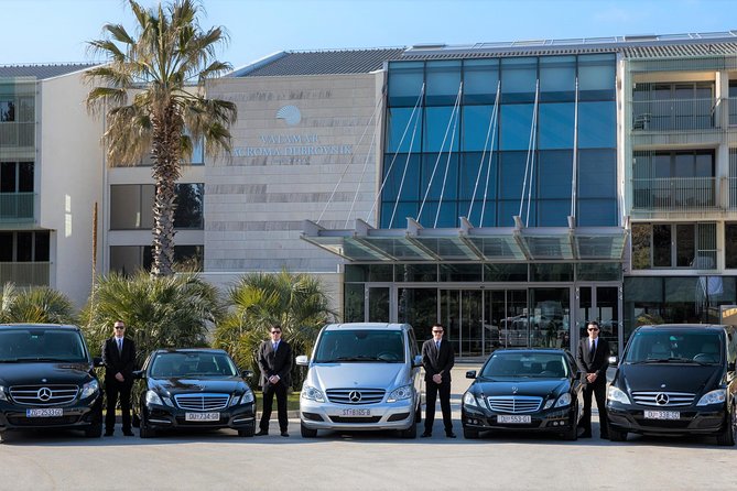 Luxury private transfer: Dubrovnik airport to Dubrovnik - The ride in a Mercedes E Class or V Class