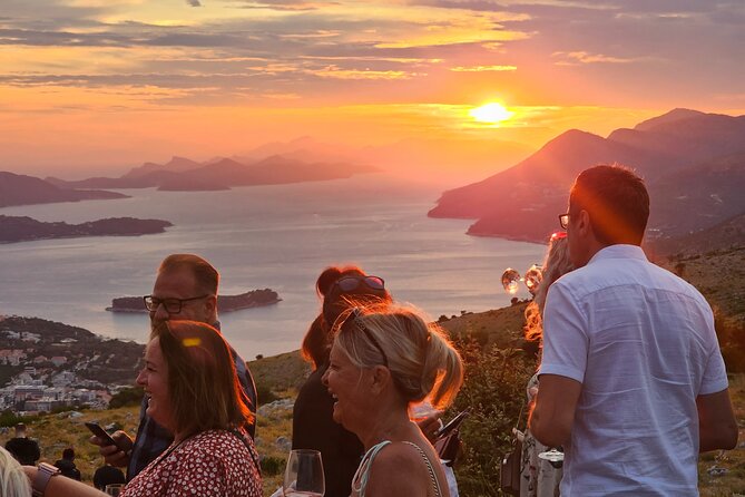 Luxury Sunset Tour with Wine Tasting - Timing, pickup, and practical planning
