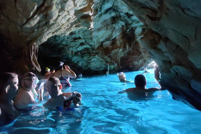 Makarska: 3 Island Speedboat Tour with Little Blue Cave & Lagoon - Key points to know before you book