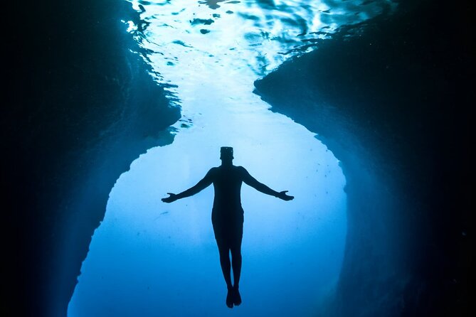 Makarska: 3 Island Speedboat Tour with Little Blue Cave & Lagoon - The Little Blue Cave, with a weather warning