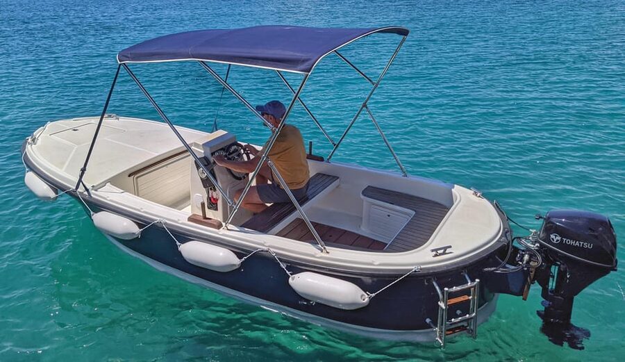 Makarska: Discover coastal area with Betina 500 - Staying on the coast, not heading to the islands