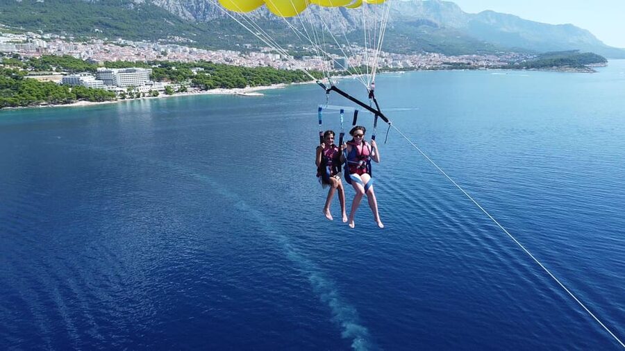 Makarska: Parasailing Experience - MPL Nautika - What to bring for a comfortable flight