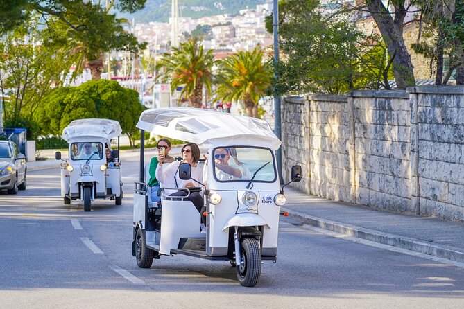 Makarska: Skywalk Tour with a Tuk Tuk - Skip the line ticket - Leaving Makarska in an electric tuk-tuk