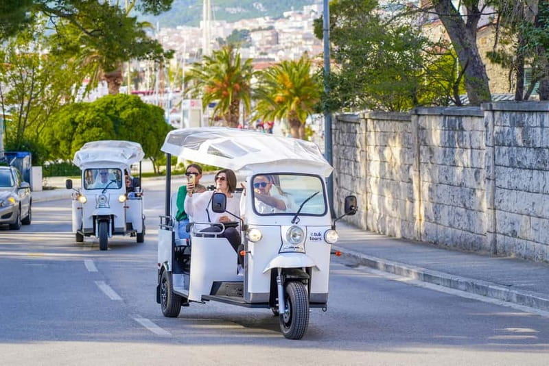 Makarska: Skywalk Tuk-Tuk Tour with Skip-the-Line Ticket - Why the tuk-tuk ride matters