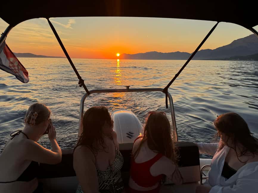 Makarska: Speedboat Sunset Tour to hidden bay on island Brač - Puntica Bay: 40 minutes for swimming and snorkeling