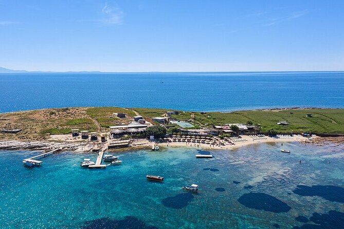 Medulin: Glass Boat Tour Experience to Kamenjak - Who should book this boat trip?
